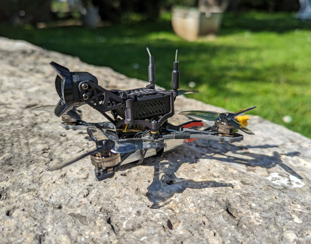 savagebee o3 debutant drone fpv
